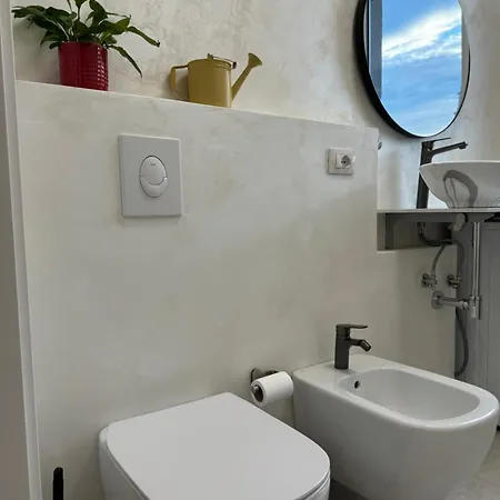 Zona Ospedali - Luminoso E Nuovo, Posto Auto - Casa Perin Apartamento